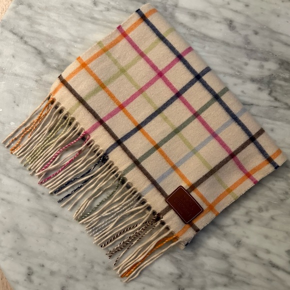 COACH MULTI TATTERSALL SCARF - Picture 4 of 5